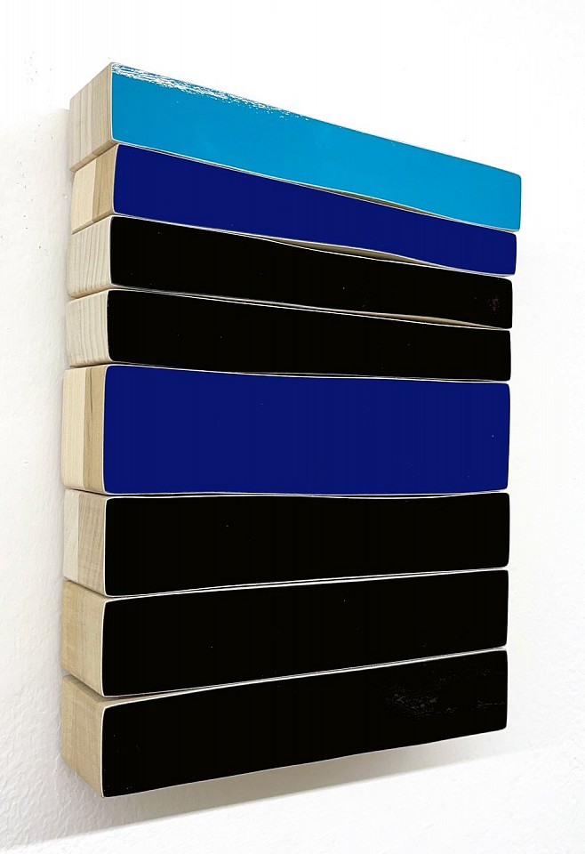 Andrew Zimmerman
Black and Blues, 2023
ZIM1090
Automotive paint on wood, 10 x 7 1/2 x 2 inches