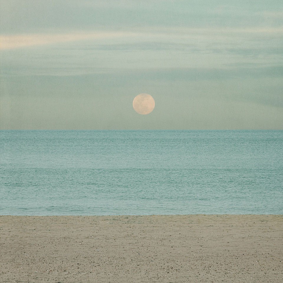 Thomas Hager (LA)
Beach Composition With Moon, ed. of 10
HAG645
archival pigment print, 42.5 x 42 inches