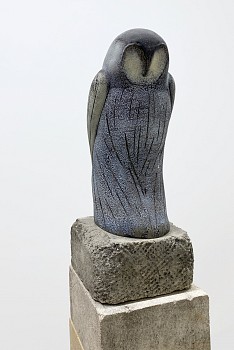Jane Rosen - Blue Owl, 2024 Hand blown pigmented glass on limestone 69 x 8 x 10 inches / Figure: 14 x 7 x 8 inches, Base 1: 4 x 7 x 8 inches, Base 2: 5 x 8 x 9 inches, Base 3: 46 x 8 x 10 inches ROSEN330