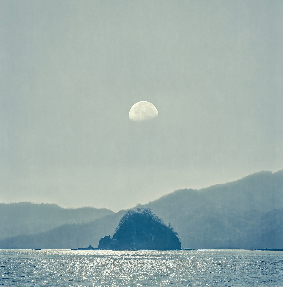 Thomas Hager
Rock Tree Moon, 2024
HAG691
archival pigment print, 42 1/2 x 42 inches